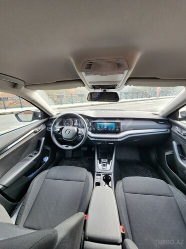 Skoda Octavia 2022, 29,000 km - 1.4 л - Bakı