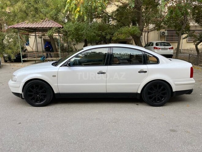 Volkswagen Passat 1998, 176,466 km - 2.8 l - Bakı