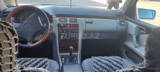 Mercedes E 230 1997, 368,541 km - 2.3 l - Gəncə