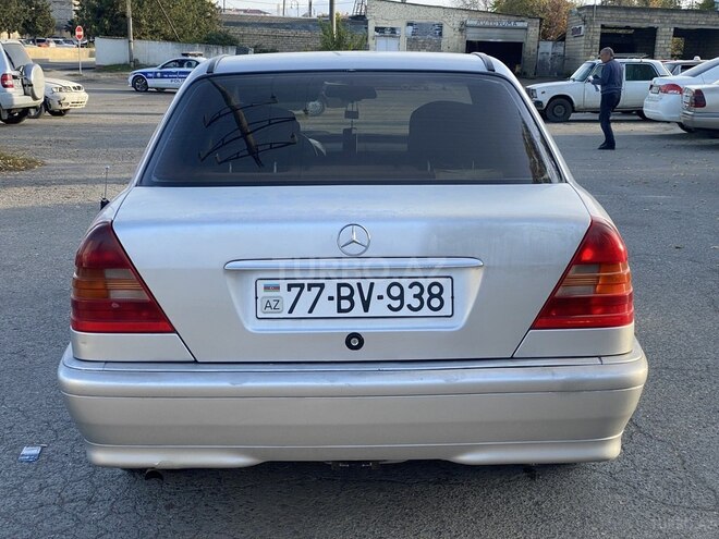 Mercedes C 180 1994, 350,000 km - 1.8 l - Quba