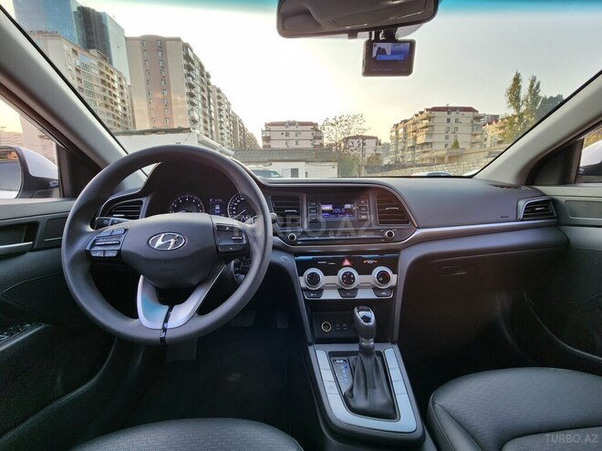 Hyundai Elantra 2019, 41,500 km - 1.6 l - Bakı