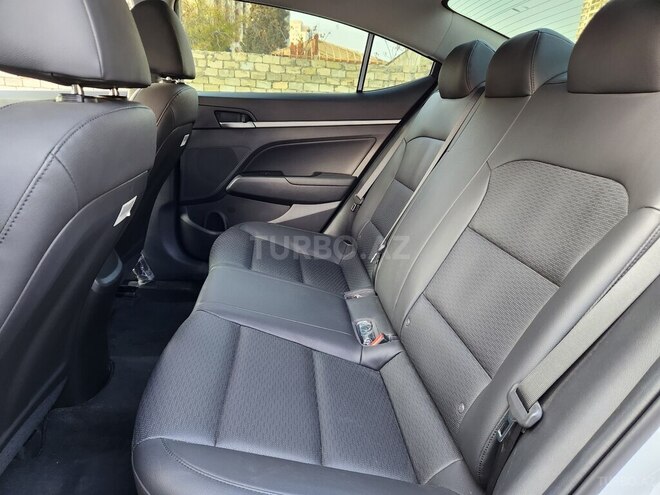 Hyundai Elantra 2019, 41,500 km - 1.6 l - Bakı