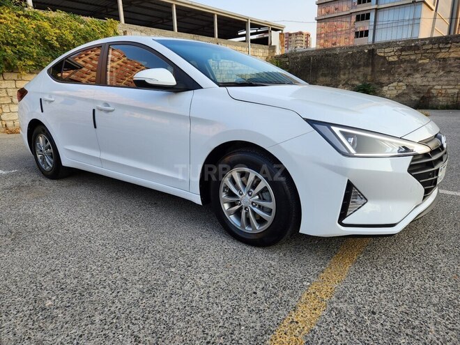 Hyundai Elantra 2019, 41,500 km - 1.6 l - Bakı