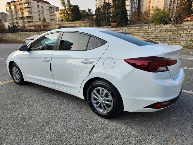 Hyundai Elantra 2019, 41,500 km - 1.6 l - Bakı