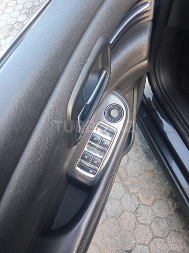 Chevrolet Malibu 2012, 160,905 km - 2.4 л - Şirvan