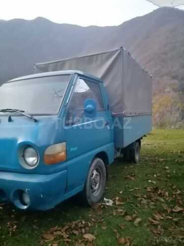 Hyundai H 100 1998, 350,000 km - 2.5 л - Zaqatala