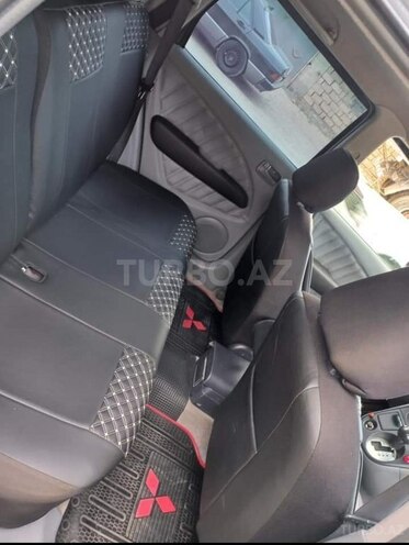 Mitsubishi Airtrek 2002, 374,000 km - 2.0 л - Sumqayıt