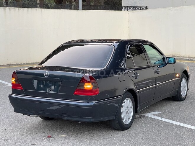 Mercedes C 240 2000, 253,500 km - 2.4 l - Sumqayıt