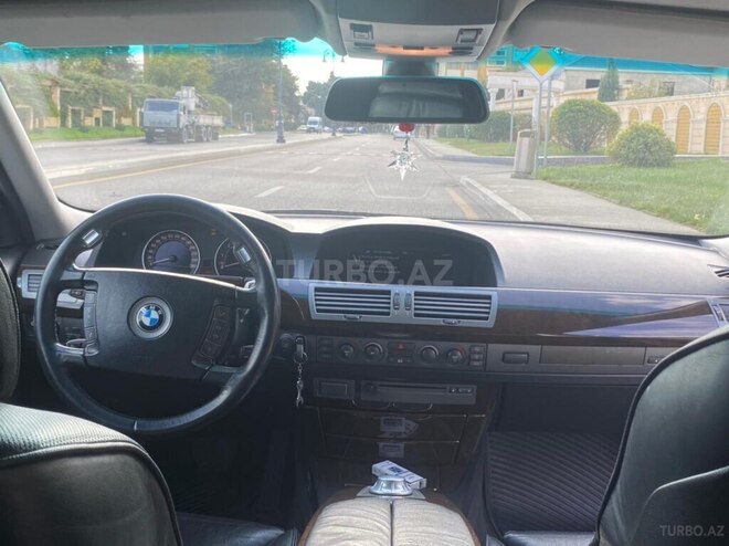 BMW 745 2002, 300,000 km - 4.4 l - Bakı