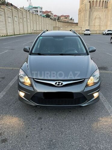 Hyundai i30 2011, 235,800 km - 1.6 l - Bakı