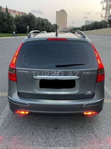 Hyundai i30 2011, 235,800 km - 1.6 l - Bakı