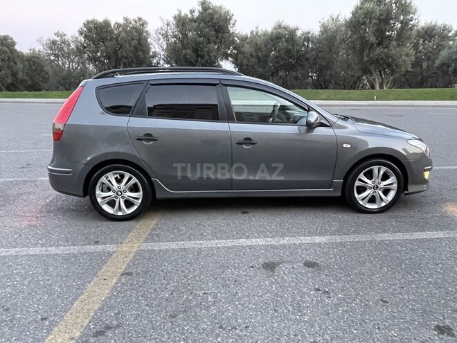 Hyundai i30 2011, 235,800 km - 1.6 l - Bakı