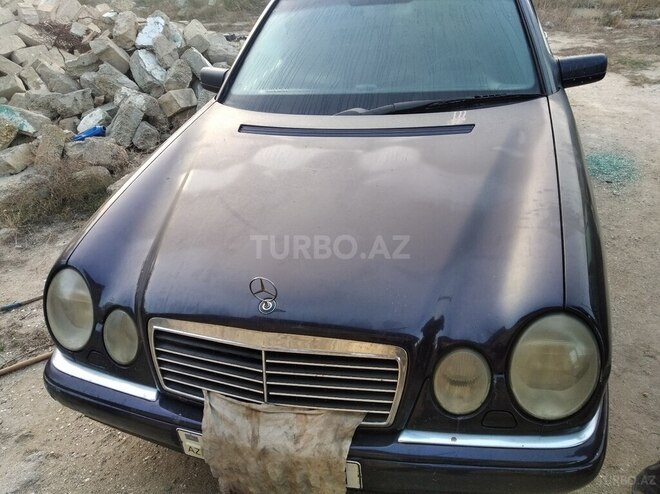 Mercedes E 240 1998, 518,300 km - 2.4 l - Bakı