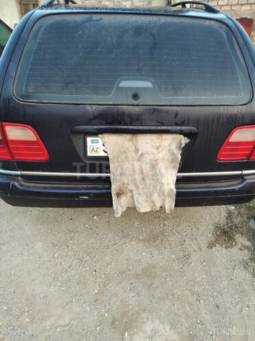 Mercedes E 240 1998, 518,300 km - 2.4 l - Bakı