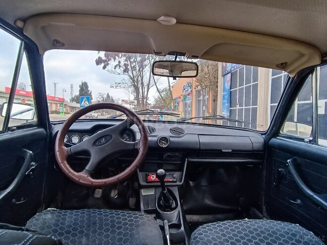LADA (VAZ) 2106 1978, 95,600 km - 1.5 l - Salyan