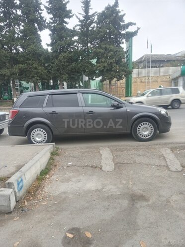 Opel Astra 2009, 154,000 km - 1.4 л - Şamaxı