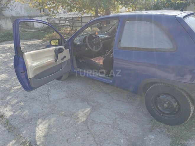 Opel Corsa 1993, 240,000 km - 1.2 l - Sumqayıt