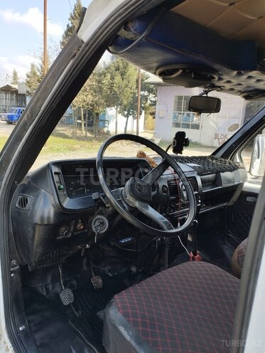 GAZ 33021 1994, 77,626 km - 2.4 l - Salyan