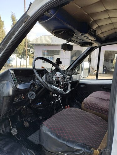 GAZ 33021 1994, 77,626 km - 2.4 l - Salyan