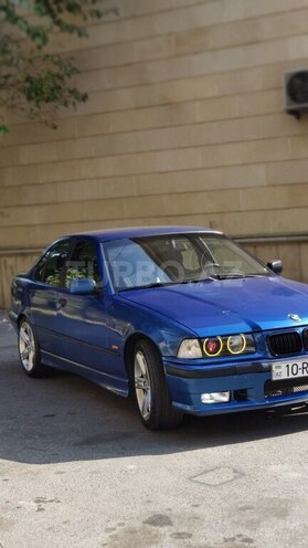 BMW 318 1997, 400,000 km - 1.8 л - Bakı