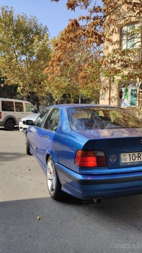 BMW 318 1997, 400,000 km - 1.8 л - Bakı