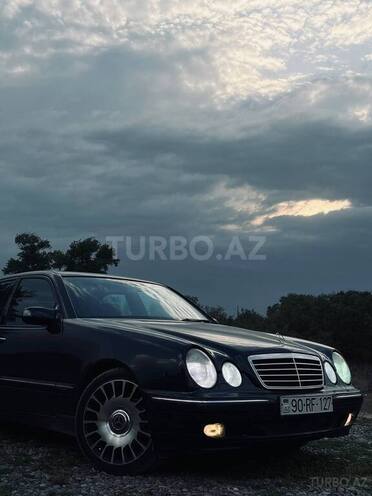 Mercedes E 240 2001, 332,134 km - 2.6 l - Bakı