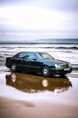 Mercedes E 240 2001, 332,134 km - 2.6 l - Bakı