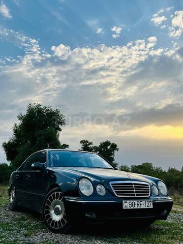 Mercedes E 240 2001, 332,134 km - 2.6 l - Bakı