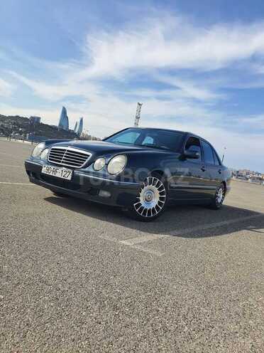 Mercedes E 240 2001, 332,134 km - 2.6 l - Bakı