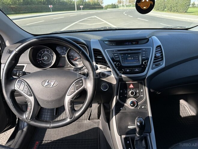 Hyundai Elantra 2015, 113,400 km - 1.8 l - Bakı