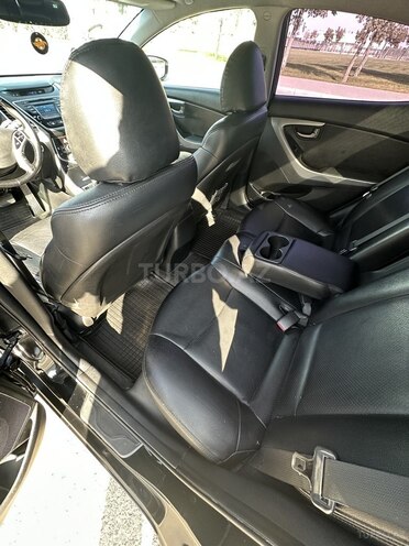 Hyundai Elantra 2015, 113,400 km - 1.8 l - Bakı