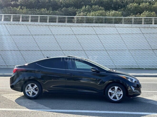 Hyundai Elantra 2015, 113,400 km - 1.8 l - Bakı