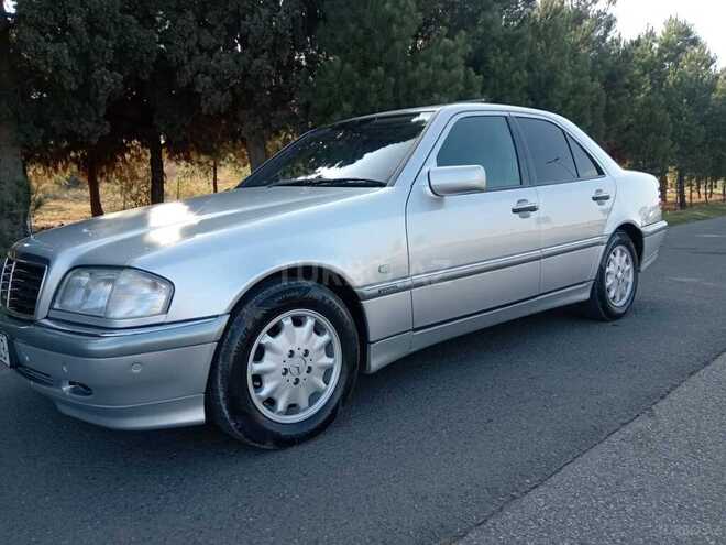 Mercedes C 240 1999, 258,000 km - 2.4 л - Şəki