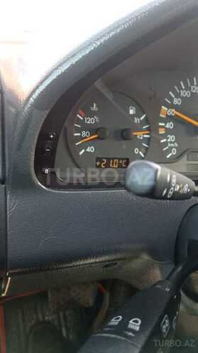 Mercedes C 240 1999, 258,000 km - 2.4 л - Şəki