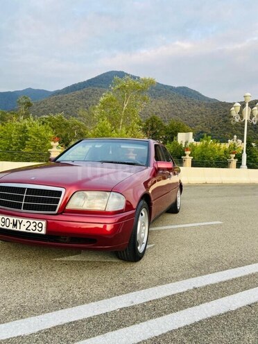 Mercedes C 180 1994, 450,000 km - 1.8 l - Qəbələ