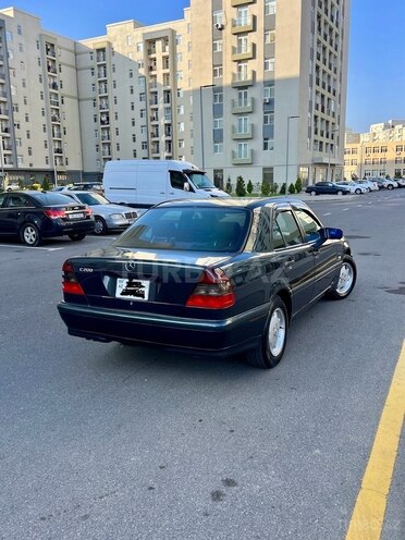 Mercedes C 200 1998, 210,000 km - 2.0 л - Bakı