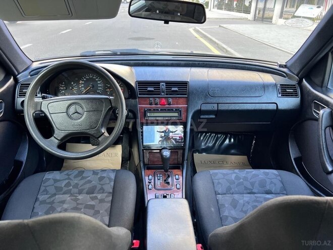 Mercedes C 200 1998, 210,000 km - 2.0 л - Bakı