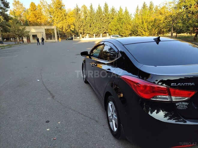 Hyundai Elantra 2013, 195,200 km - 1.8 l - Mingəçevir