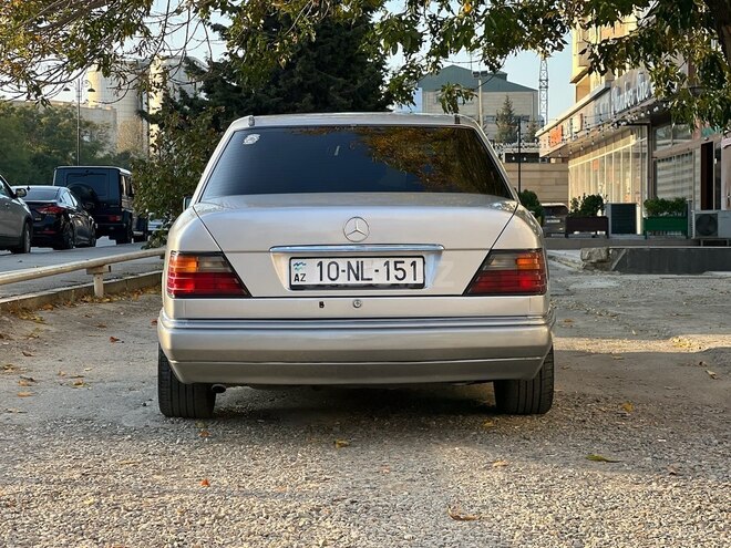 Mercedes E 220 1994, 433,845 km - 2.2 л - Bakı