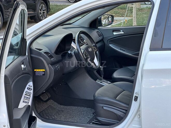 Hyundai Accent 2015, 168,500 km - 1.4 l - Bakı
