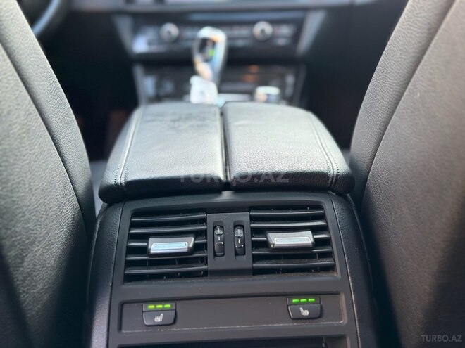 BMW 528 2013, 159,000 km - 2.0 l - Gəncə