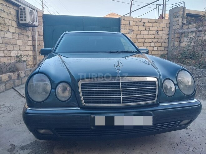 Mercedes E 240 1998, 326,000 km - 2.4 l - Bakı