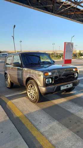 LADA (VAZ) Niva 2017, 77,000 km - 1.7 l - Sumqayıt