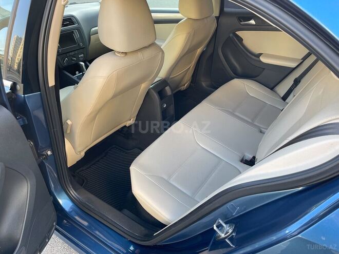 Volkswagen Jetta 2016, 140,000 km - 1.4 l - Bakı