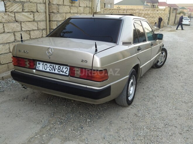 Mercedes 190 1993, 25,388 km - 2.0 л - Bakı