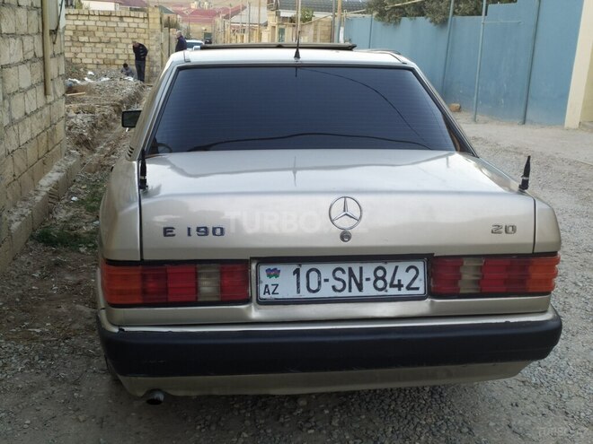 Mercedes 190 1993, 25,388 km - 2.0 л - Bakı