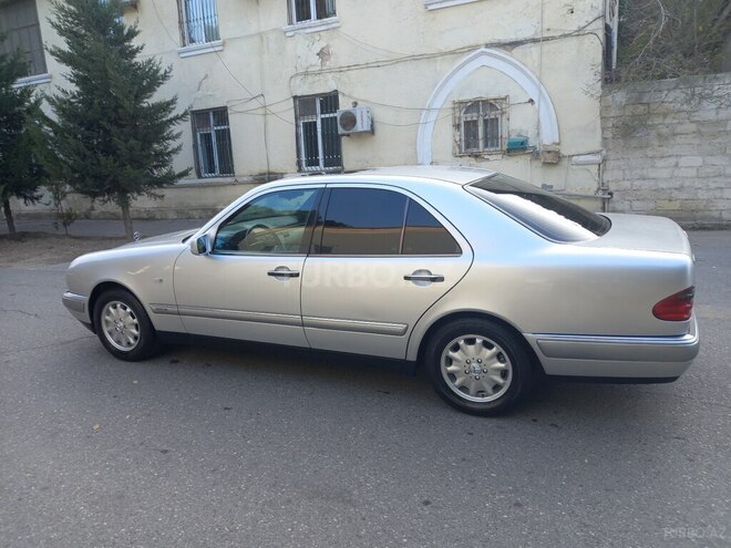 Mercedes E 230 1996, 325,000 km - 2.3 l - Bakı