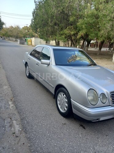 Mercedes E 230 1996, 325,000 km - 2.3 l - Bakı