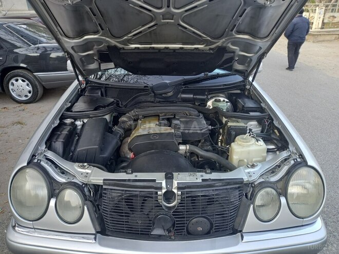 Mercedes E 230 1996, 325,000 km - 2.3 l - Bakı