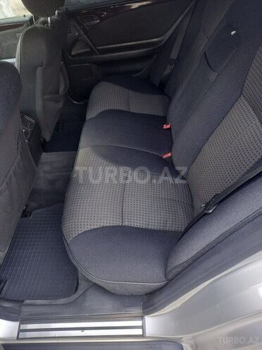 Mercedes E 230 1996, 325,000 km - 2.3 l - Bakı